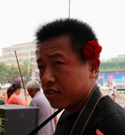 调整大小 调整大小 黑哥001.jpg