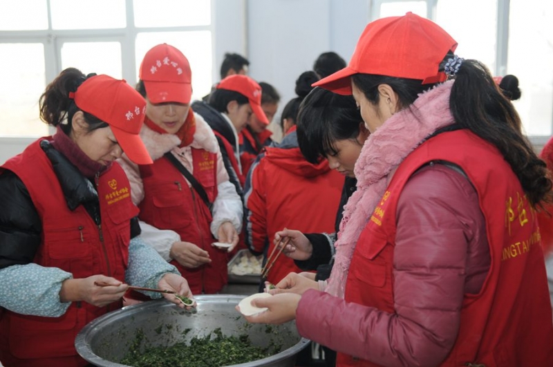 12月21日走进市特教学校包饺子过冬至3.jpg