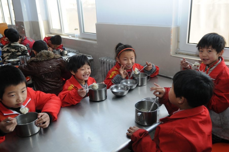 12月21日走进市特教学校包饺子过冬至4.jpg