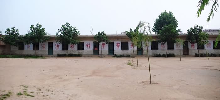 西三召小学