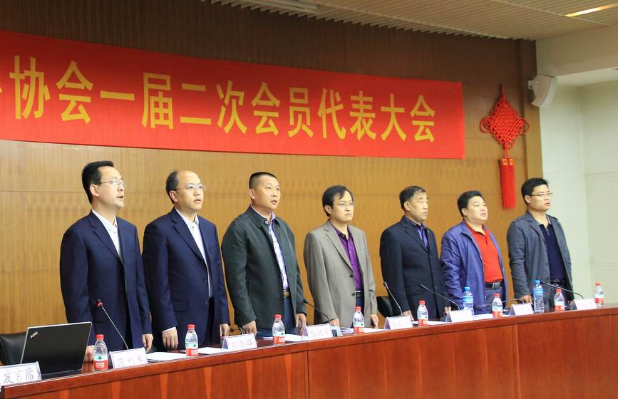 调整大小 高唱国歌1.JPG